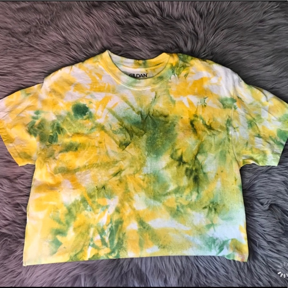 homemade tie dye crop top!